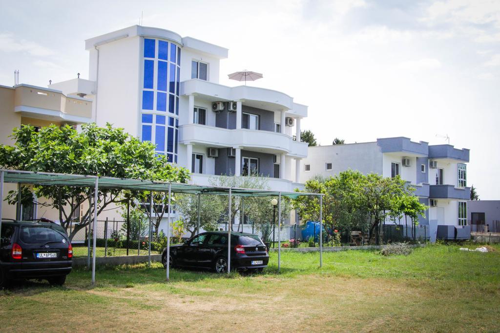 Apartments Casa Mia Ulcinj Esterno foto